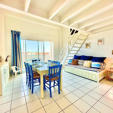 Vue Et Piscine, Avec Balcon - 1 Min De La Apartment *