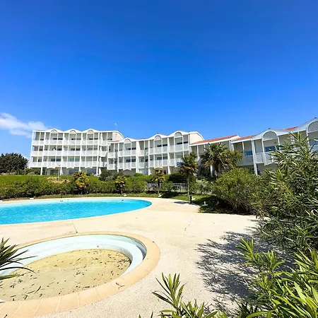 Vue Et Piscine, Avec Balcon - 1 Min De La Fouras