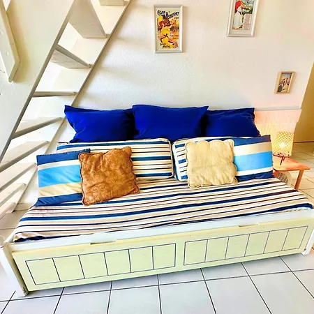 Appartamento Vue Et Piscine, Avec Balcon - 1 Min De La