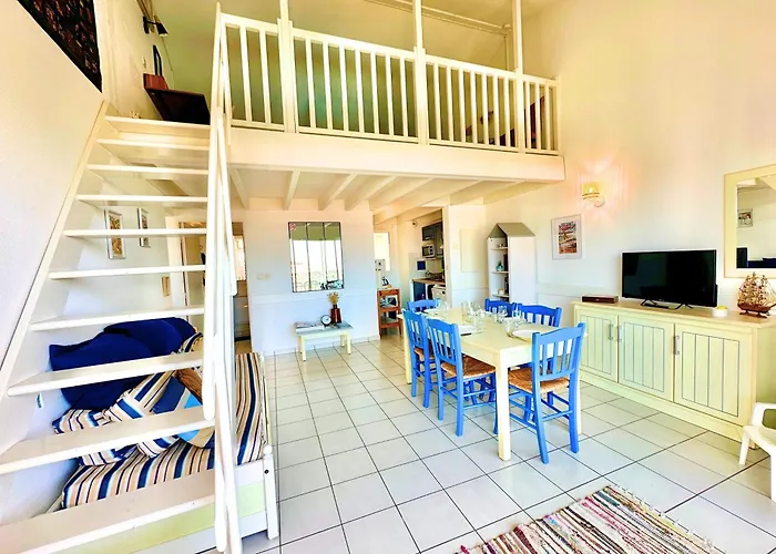 Vue Et Piscine, Avec Balcon - 1 Min De La * Fouras