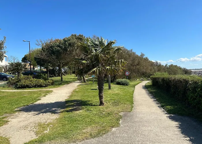 Apartamento Vue Et Piscine, Avec Balcon - 1 Min De La *