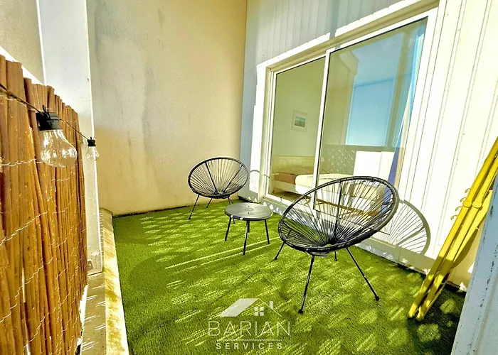 Apartamento Vue Et Piscine, Avec Balcon - 1 Min De La *